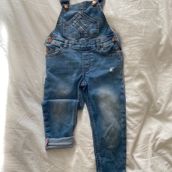 Zara toddler girl denim overalls - Picture 2 of 3